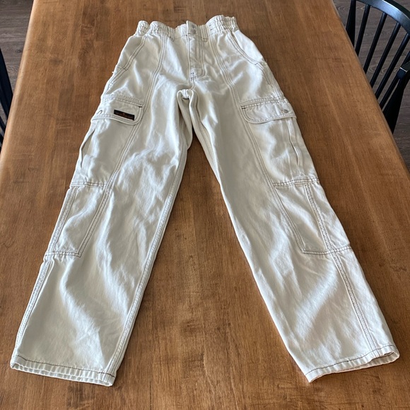 BDG Urban Outfitters Relaxed Skate Jean Cargo in Size 24 - off white denim - Picture 1 of 8